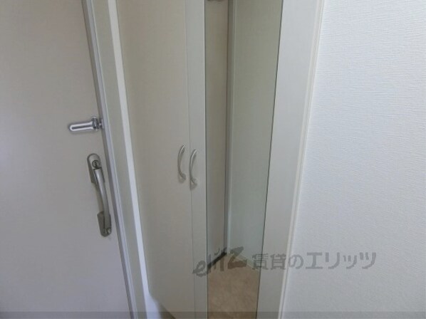 クレセントコートの物件内観写真